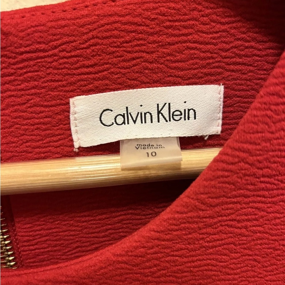 Calvin Klein Elegant Red Sleeveless Dress Sz 10 EUC!! - Picture 2 of 10